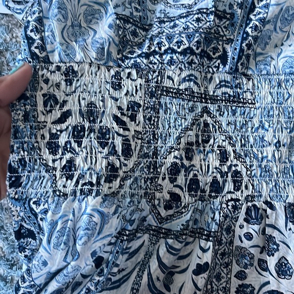 Dress - Picture 6 of 6